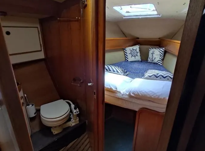 Dormire In Barca A Vela * Maratea