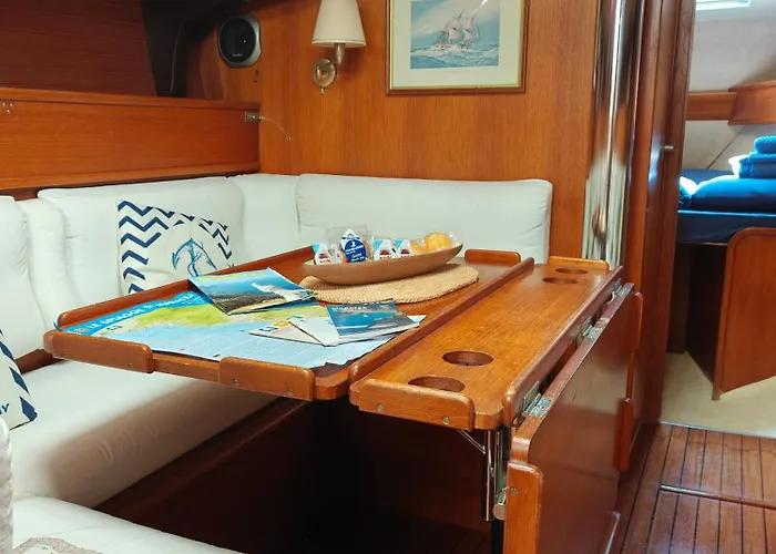 Dormire In Barca A Vela * Maratea